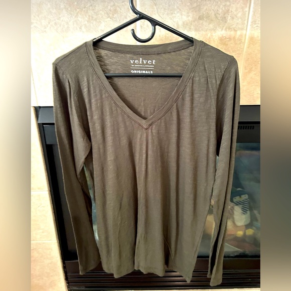 Velvet by Graham & Spencer Longsleeve V-Neck - Picture 1 of 6